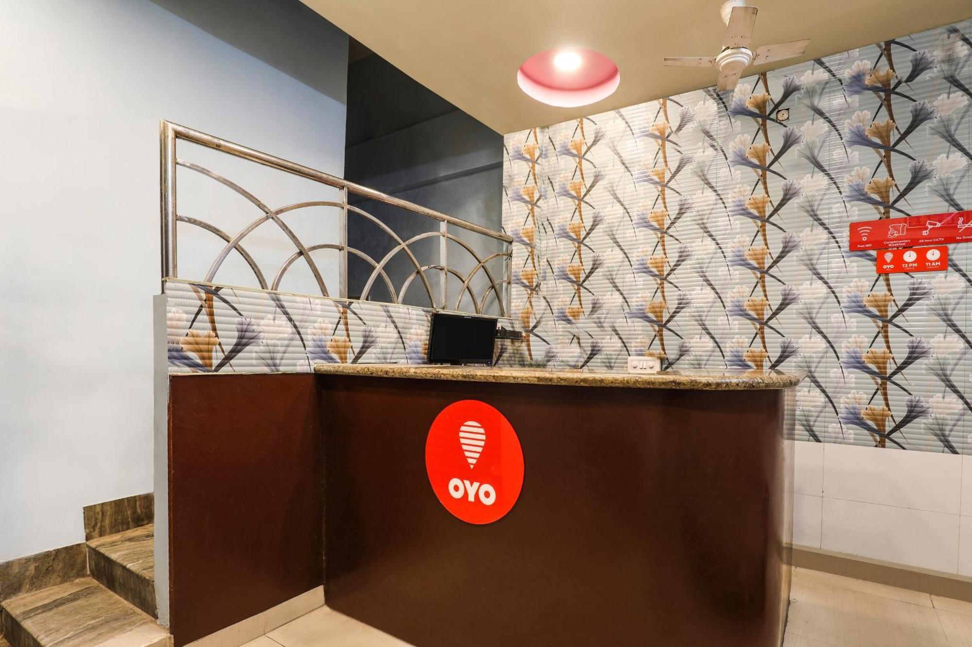 Super Oyo Hotel O Sathya Inn Warangal Exterior foto